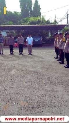 Personil Polsek Balaraja Dalam Mengantisipasi Guantibmas di Wilayah Melaksanakan Rutinitas Apel Pagi di Mako Polsek Balaraja Polresta Tangerang