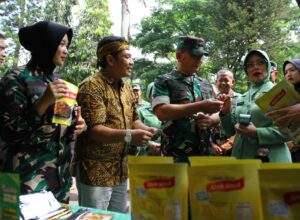 Kodam III/Siliwangi Gelar Gerakan Pangan Murah Peringati HUT ke-80 TNI