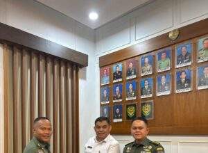 Kodam III/Siliwangi Serahkan Aset BMN Tanah dan Sertifikat Hak Pakai SMA Taruna Nusantara Kepada Biro Umum Setjen Kemhan