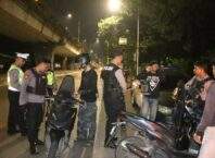 Patroli Dini Hari Polres Jakbar Sisir Titik Rawan, Antisipasi Kejahatan Jalanan