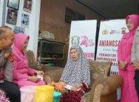 Sentuh Hati Warakawuri, Polres Garut Gelar Anjangsana dan Bakti Kesehatan Sambut Hari Bhayangkara ke-80