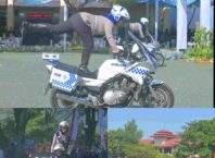 Akrobatik Brigade Motor Mojang Lodaya Polda Jabar Meriahkan Hari Bhayangkara ke-80