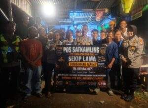 Satbinmas Polres Singkawang Hidupkan Kembali Semangat Satkamling, Warga Diajak Bersama Jaga Keamanan Lingkungan