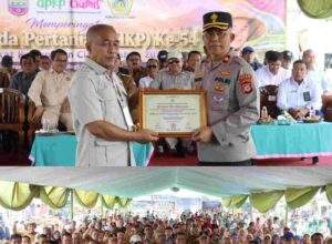 Kapolres Ciamis Raih Penghargaan KTNA atas Dedikasi Mendukung Kemajuan dan Kesejahteraan Petani