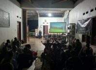 Keseruan Nobar Bola Gembira, di Halaman Koramil 08/Wonotunggal