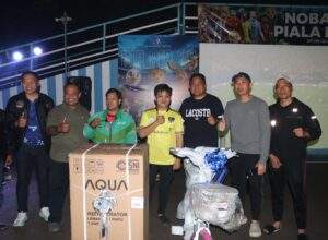 Ratusan Warga, TNI, hingga Ojol Nobar Semifinal Piala Dunia di Polresta Tangerang, Doorprize Buat Suasana Makin Seru