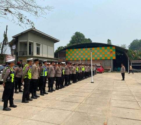 Polres Singkawang Amankan Karnaval Rakyat Merdeka, Semarak HUT RI ke-81 Berlangsung Meriah dan Kondusif