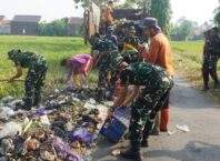 Kodim Batang Gelar Karya Bakti, Dalam Rangka HUT Ke-81 RI dan HUT Ke-76 Kodam IV/Diponegoro