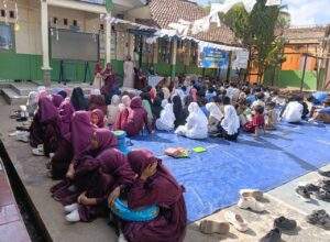 Gema Sholawat Memeriahkan Maulid Nabi di SDN 6 Maleber Ciamis,Tanamkan Ahlak Mulia Sejak Dini
