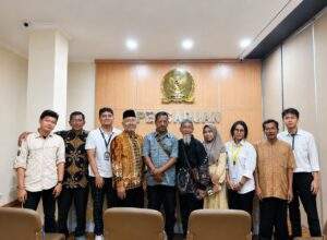 Hampir 30 Tahun Tak Tuntas, Masyarakat Adat Sad Sialang Pungguk Adukan Konflik PT IKU ke Komnas HAM