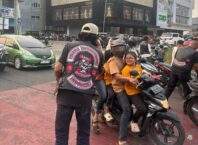 Bakti Untuk Negri, BB 1% MC Jambi Bagikan Ribuan Masker Kepada Warga